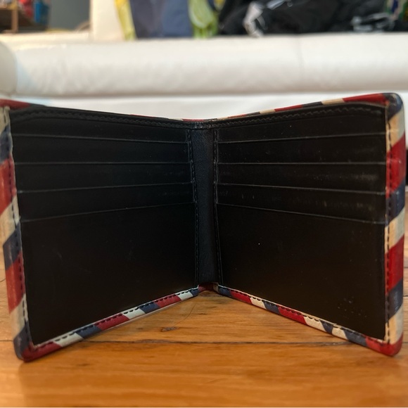 Gucci Wallet - Picture 5 of 5